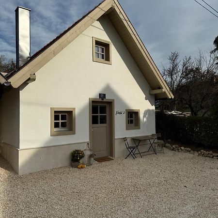 Apartament Pres-Lak Tarján Zewnętrze zdjęcie